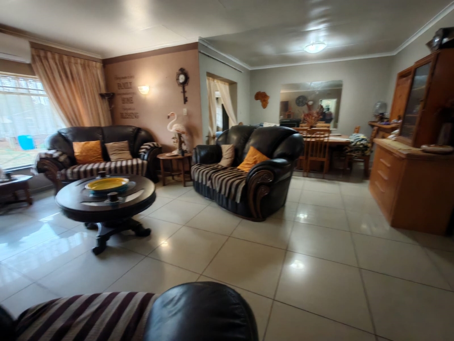3 Bedroom Property for Sale in Vaalpark Free State